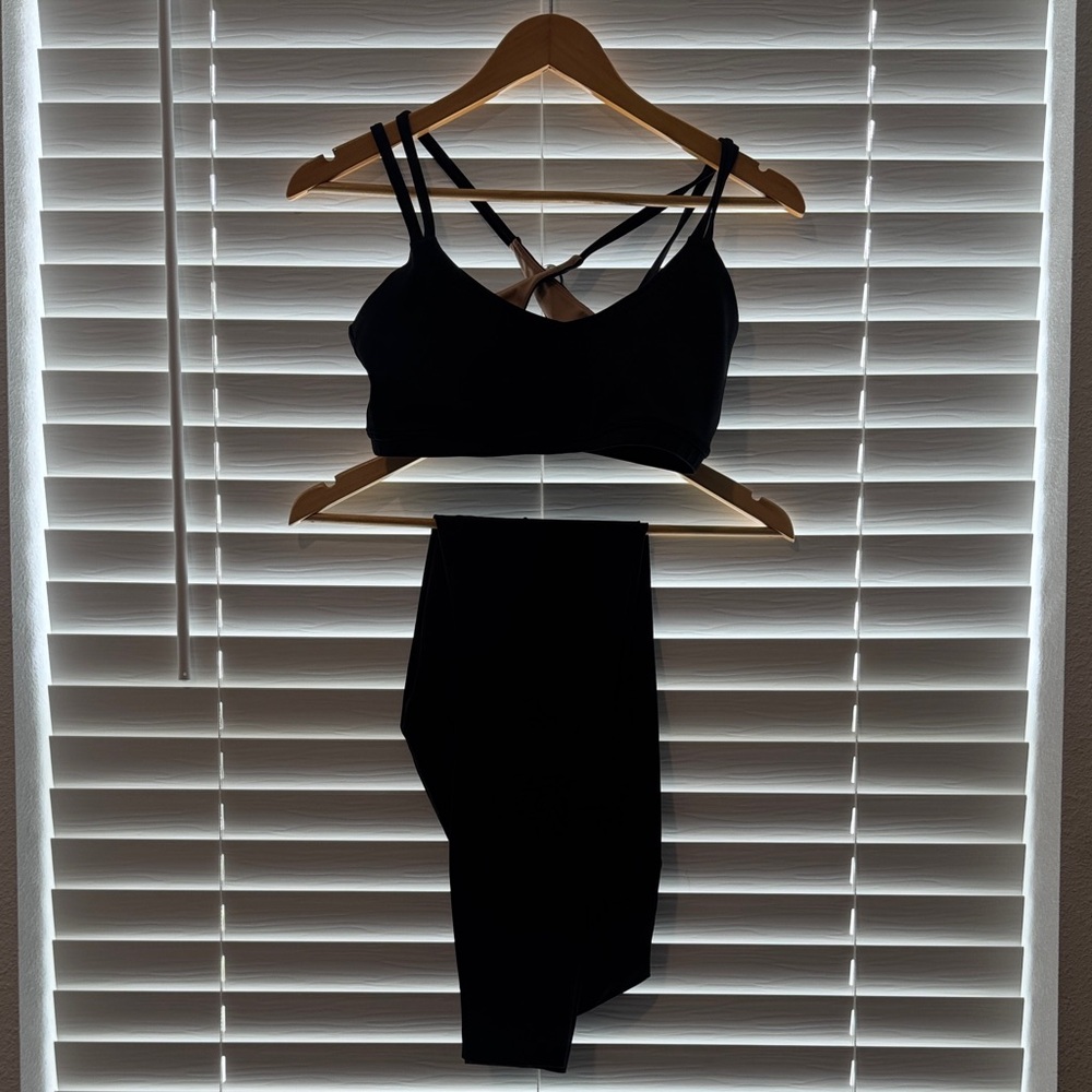 BuffBunny Black Sports Bra and Leggings Set S/M